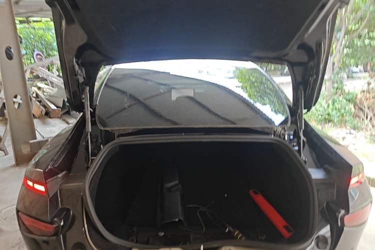 Used XPeng P7 2020 670E Trunk