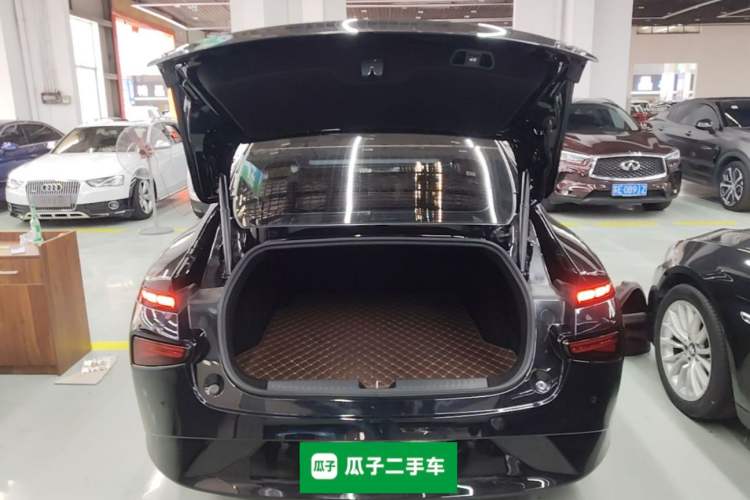 Used XPeng P7 2020 670E Trunk