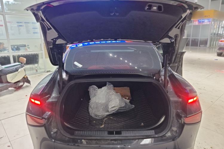 Used XPeng P7 2020 670E Trunk