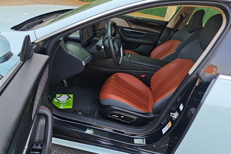 Used XPeng P7 2020 Rear-Drive Long-Range Smart Drive Version Driver Seat