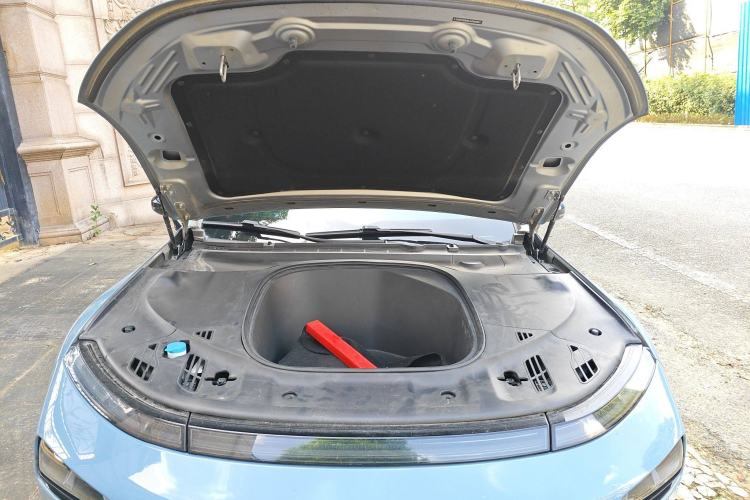 Used XPeng P7 2020 670E Engine Bay