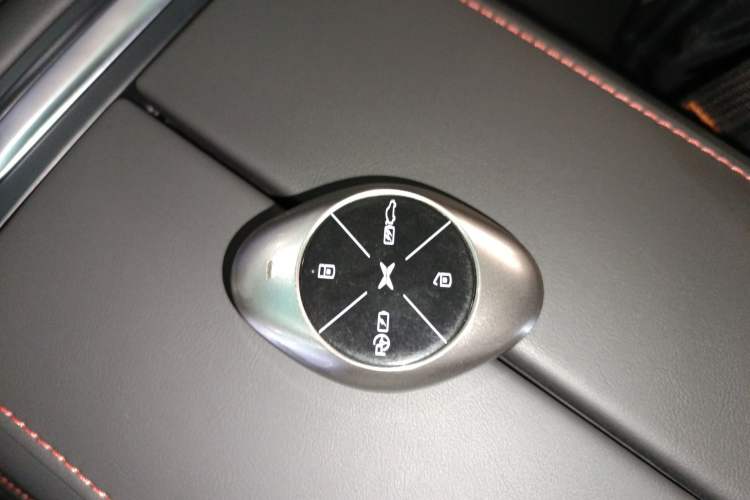 Used XPeng P7 2020 670N Interior 1
