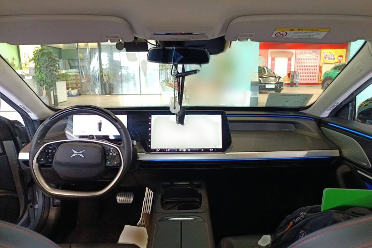 Used XPeng P7 2020 670N Interior 2
