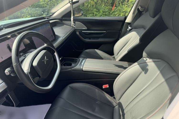 Used XPeng P7 2020 670N Interior 4