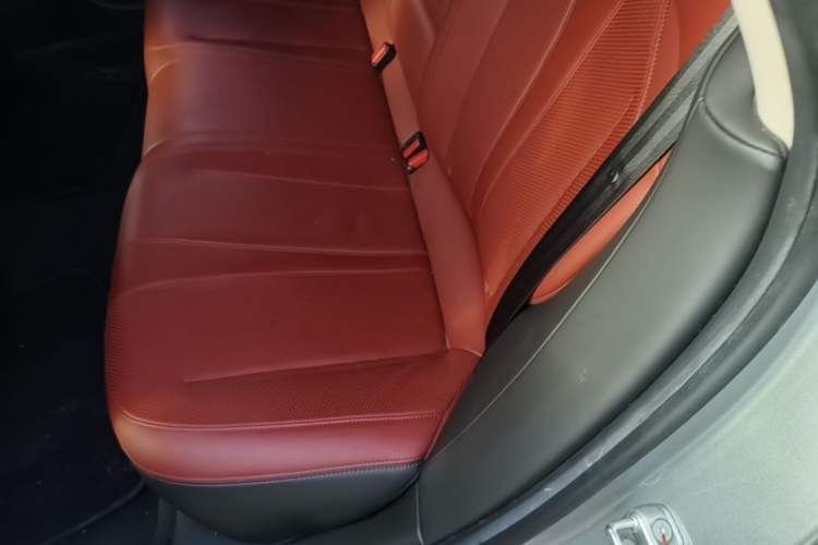 Used XPeng P7 2020 586N Left Rear Seat