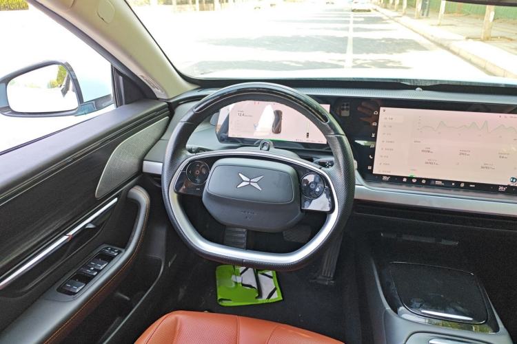 Used XPeng P7 2020 Rear-Drive Long-Range Smart Drive Version Steering Wheel