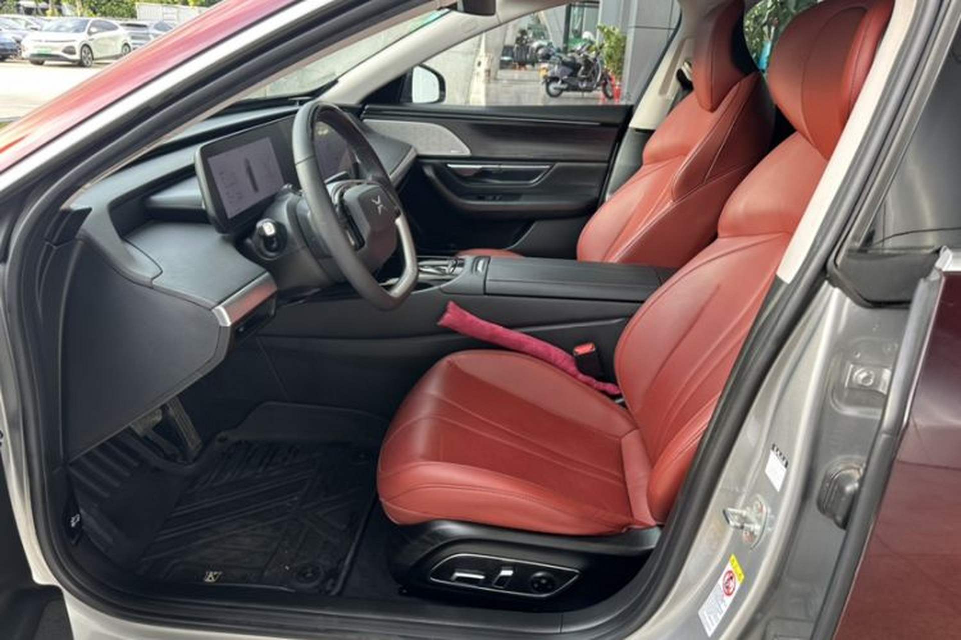 Used XPeng P7 2020 670N Interior 4