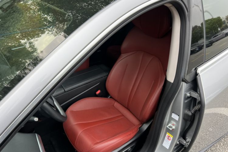 Used XPeng P7 2020 670N Interior 7