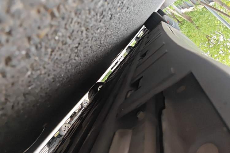 Used XPeng P7 2020 670E Chassis Rear Left