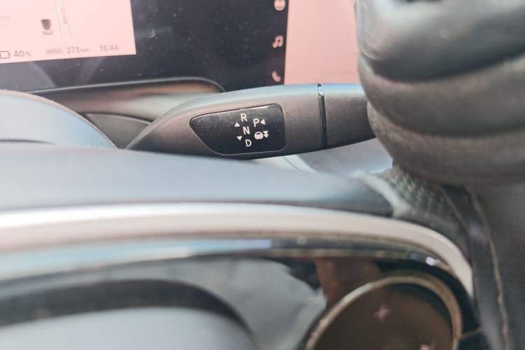 Used XPeng P7 2020 670E Gear Lever