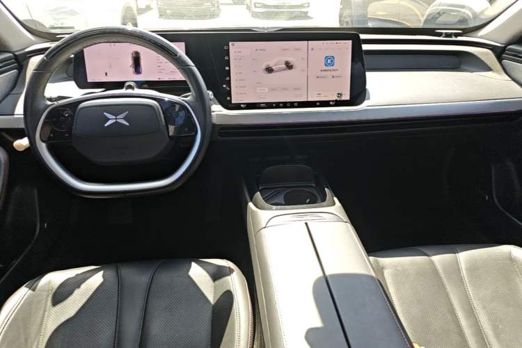 Used XPeng P7 2020 670N Center Console