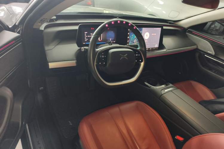 Used XPeng P7 2020 670E Center Console