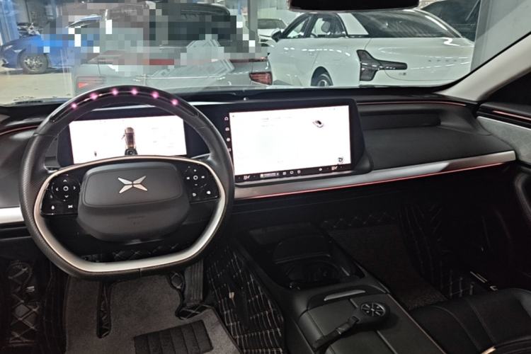 Used XPeng P7 2020 670E Center Console