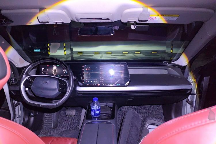 Used XPeng P7 2020 670N Center Console