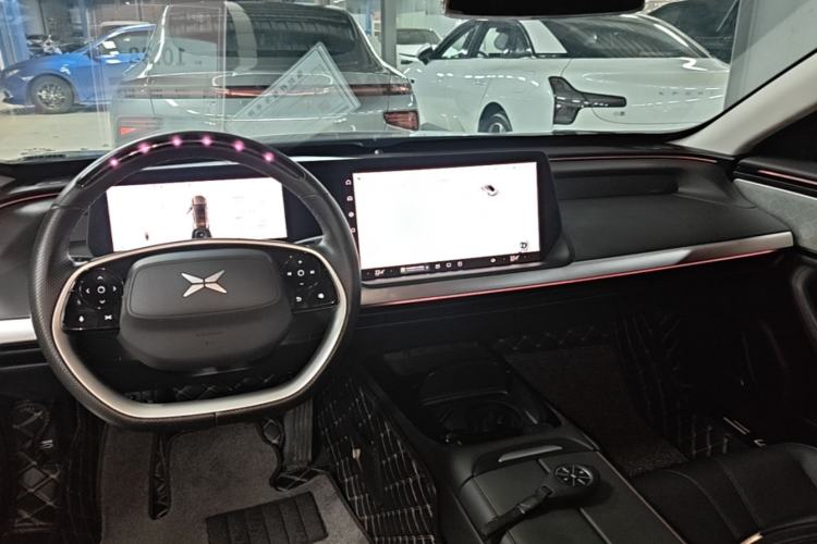 Used XPeng P7 2020 670E Center Console