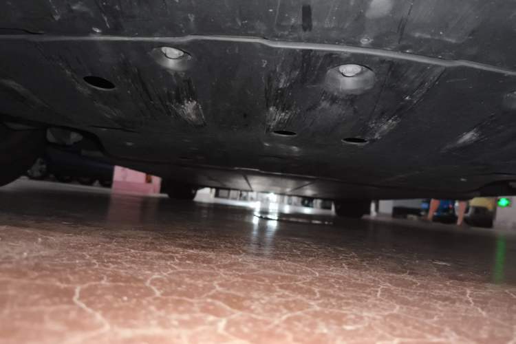Used XPeng P7 2020 586E Chassis Front