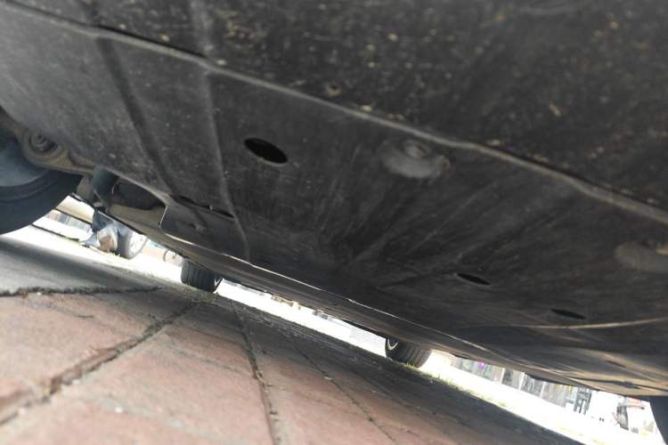 Used XPeng P7 2020 670E Chassis Front