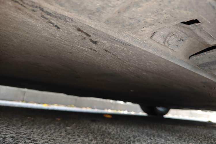 Used XPeng P7 2020 670E Chassis Front Left