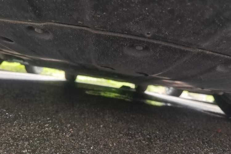 Used XPeng P7 2020 670E Chassis Front