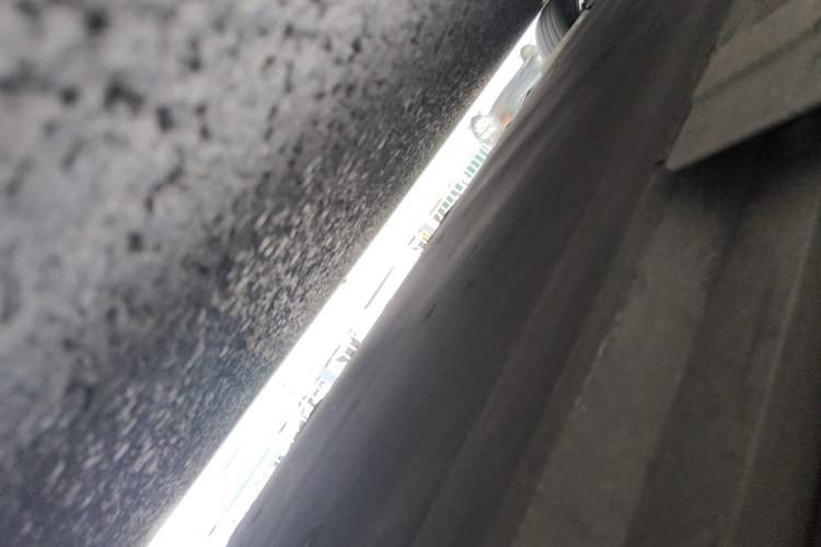 Used XPeng P7 2020 670N Chassis Front Right