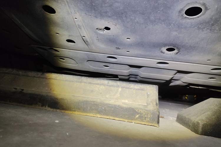 Used XPeng P7 2020 706G Chassis Rear