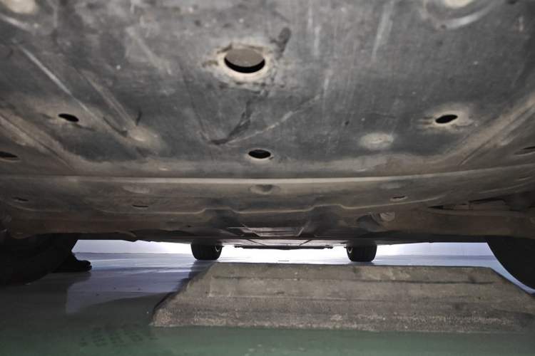 Used XPeng P7 2020 586E Chassis Rear