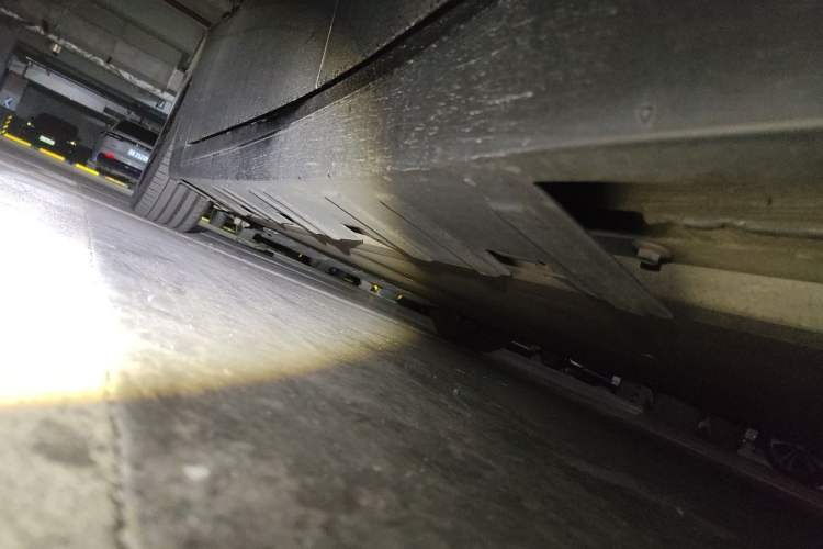 Used XPeng P7 2020 706G Chassis Rear Left