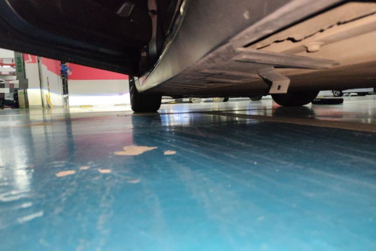 Used XPeng P7 2020 670N Chassis Rear Left