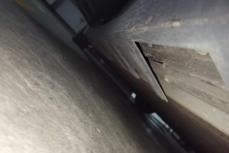 Used XPeng P7 2020 670N Chassis Rear Left
