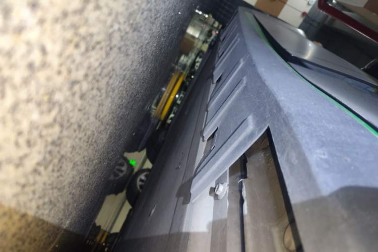 Used XPeng P7 2020 670N Chassis Rear Left