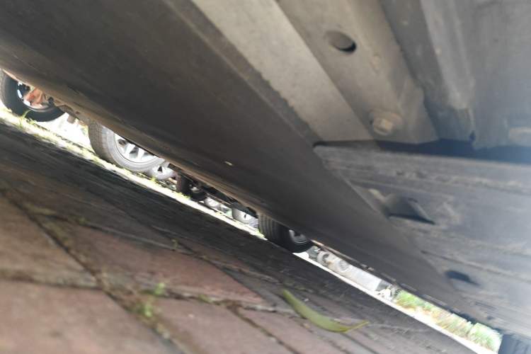 Used XPeng P7 2020 670E Chassis Rear Right