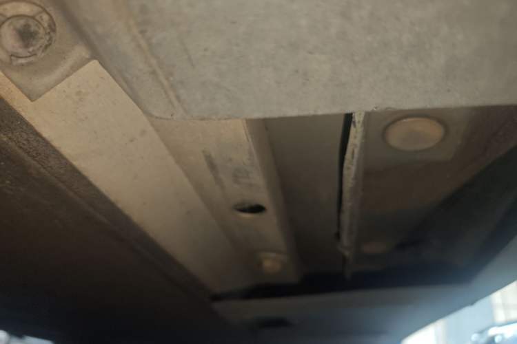 Used XPeng P7 2020 706G Chassis Rear Right