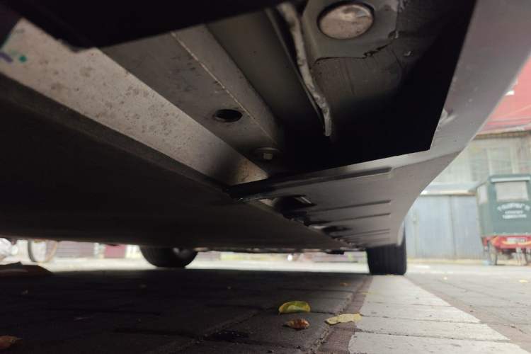 Used XPeng P7 2020 670N Chassis Rear Right