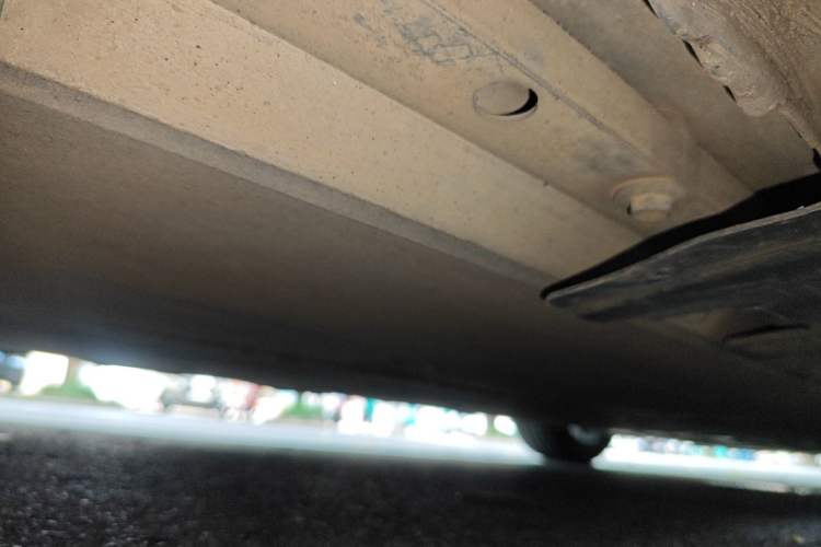 Used XPeng P7 2020 670E Chassis Rear Right