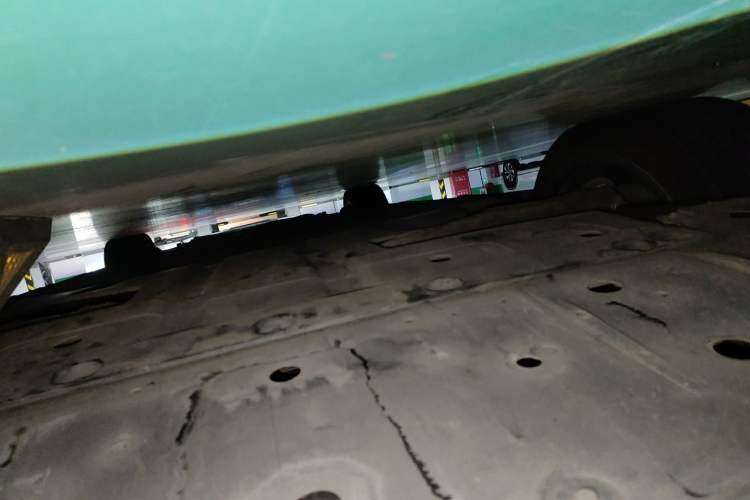 Used XPeng P7 2020 670N Chassis Rear