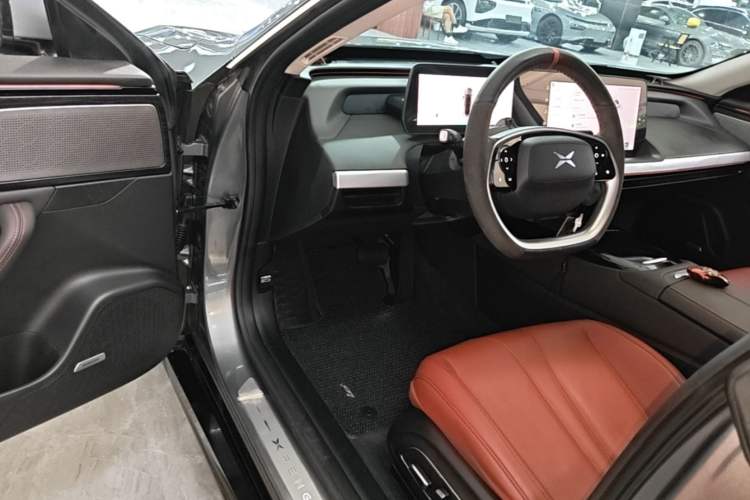 Used XPeng P7 2020 670E Driver Seat