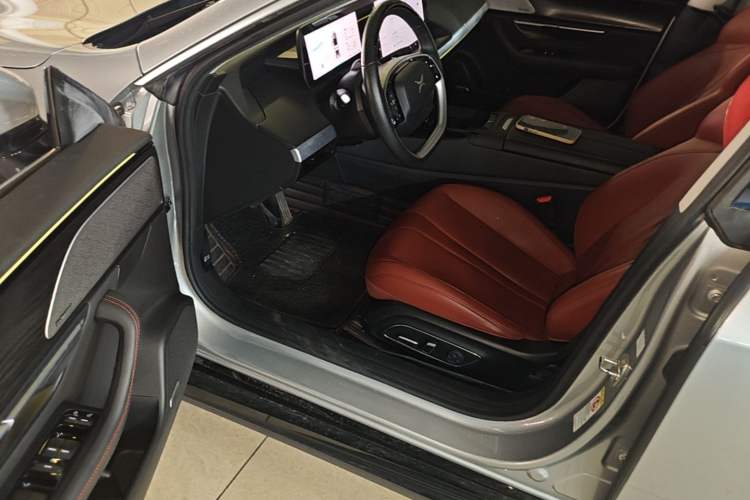 Used XPeng P7 2020 670N Driver Seat