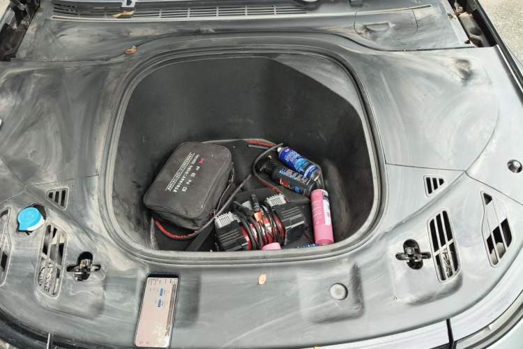 Used XPeng P7 2020 670N Engine Bay