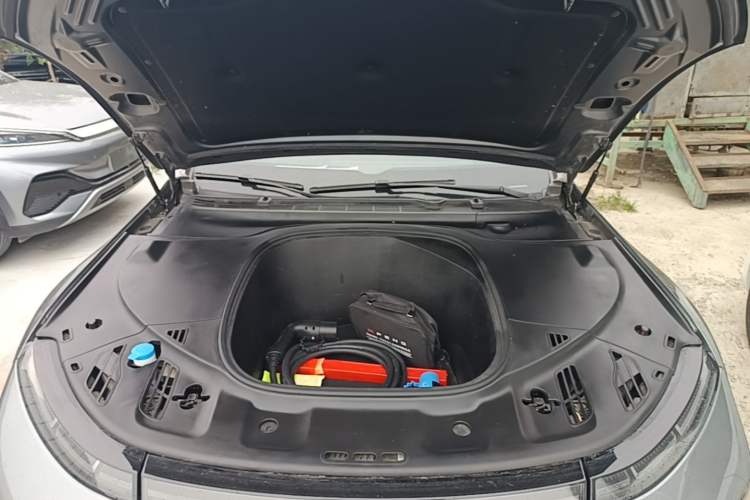 Used XPeng P7 2020 670N Engine Bay
