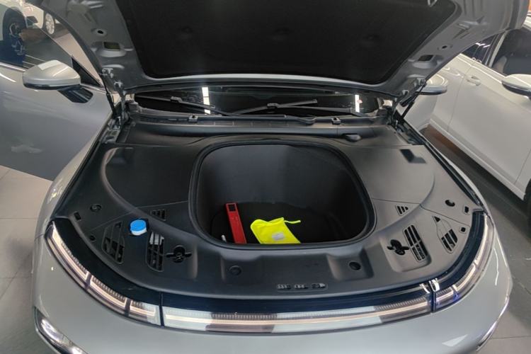 Used XPeng P7 2020 670N Engine Bay