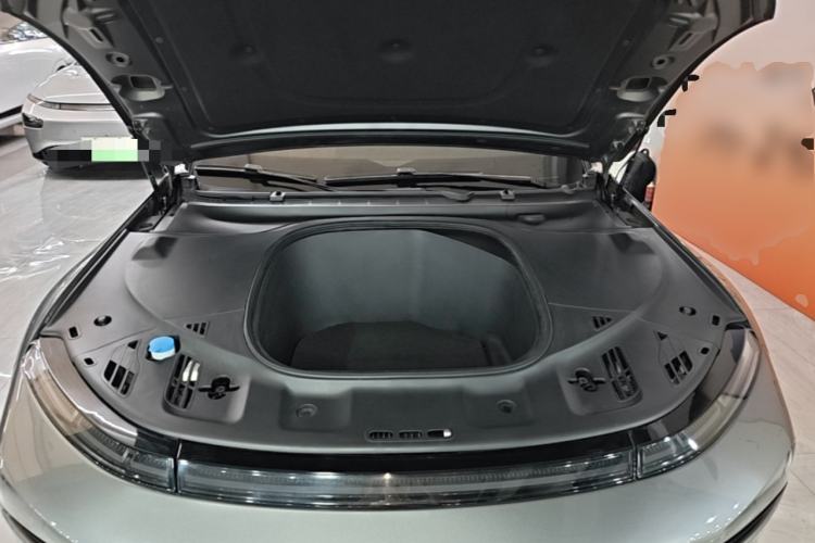 Used XPeng P7 2020 670E Engine Bay