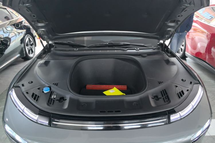 Used XPeng P7 2020 706G Engine Bay