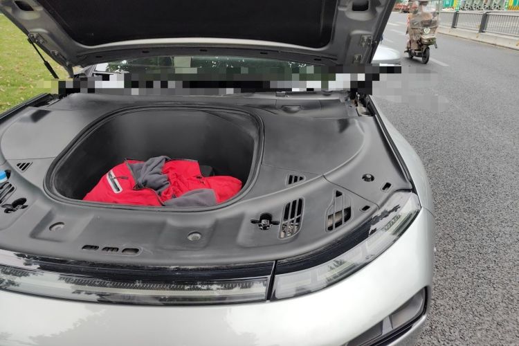 Used XPeng P7 2020 670N Engine Bay Left