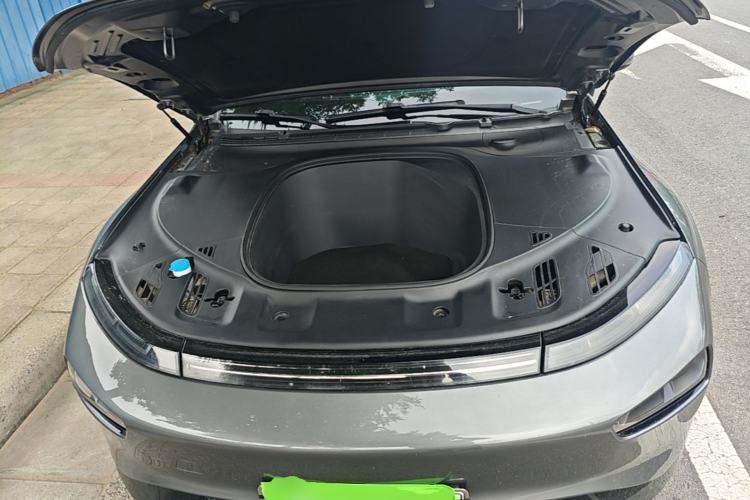 Used XPeng P7 2020 Rear-Drive Long-Range Smart Drive Version Engine Bay