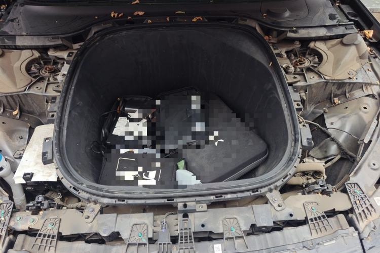 Used XPeng P7 2020 670N Engine Bay