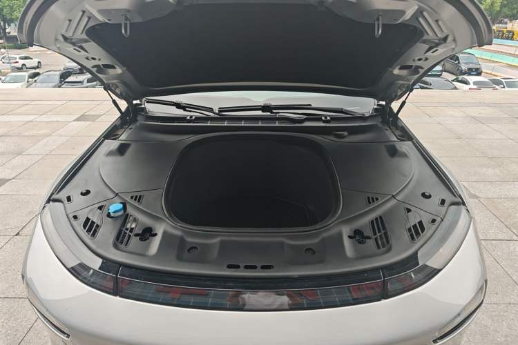 Used XPeng P7 2020 670N Engine Bay