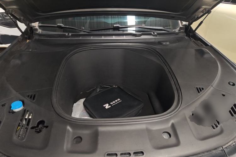Used XPeng P7 2020 670N Engine Bay