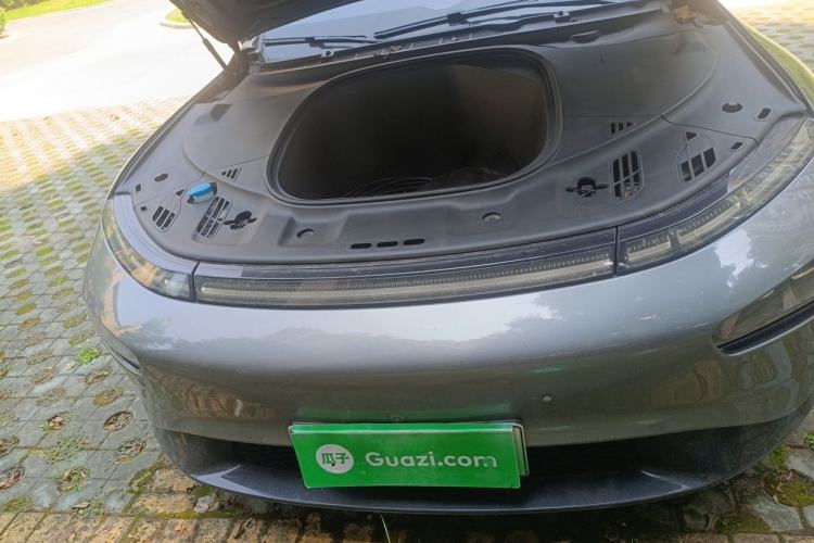 Used XPeng P7 2020 562E Performance Edition Engine Bay