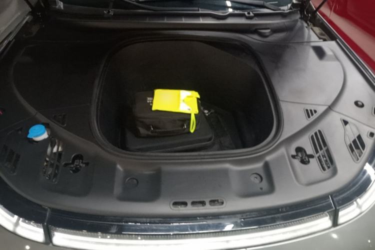 Used XPeng P7 2020 670N Engine Bay