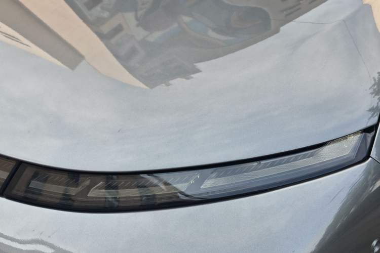 Used XPeng P7 2020 670E Exterior 3